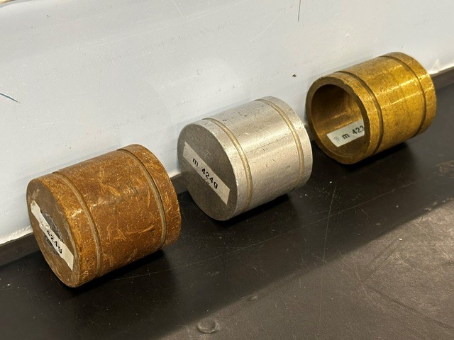three cilinders, one without center core